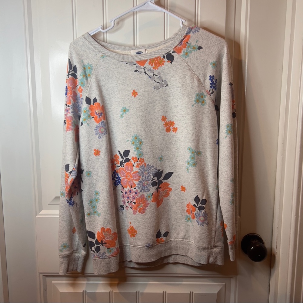 EUC Old Navy sweatshirt, size M